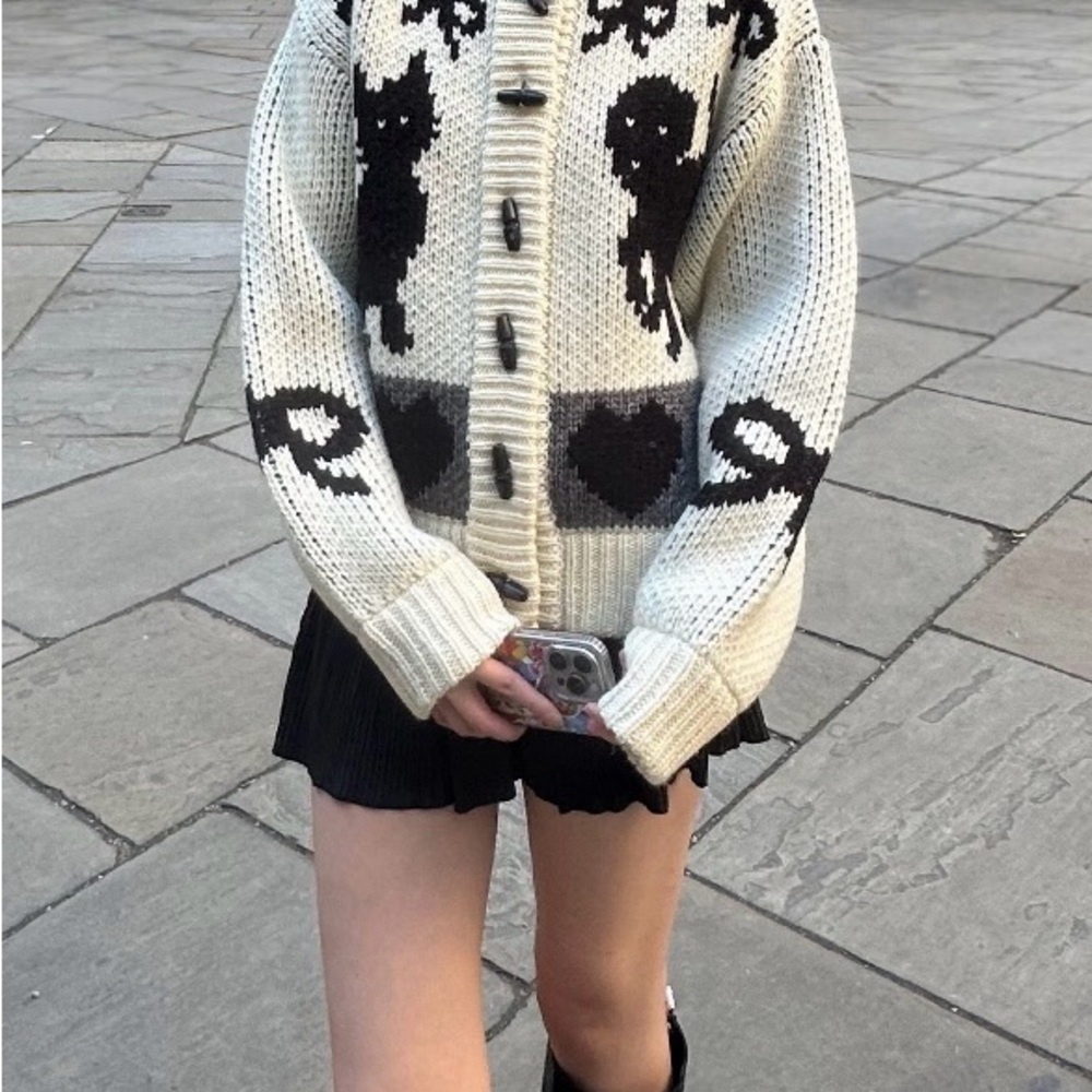 Women's Black and Cream Cat Pattern Sweater - Picture 1 of 3